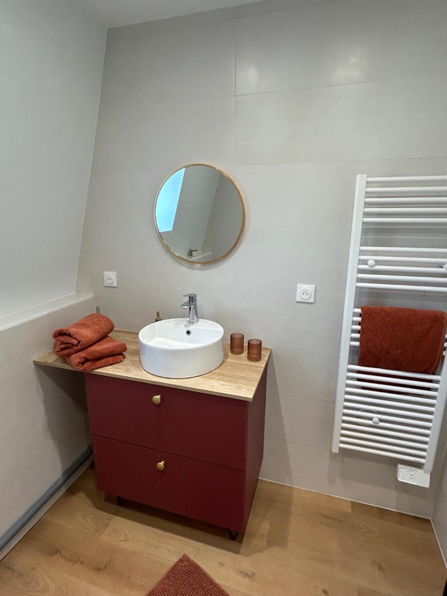 Maison 2 Chambres Avec Parking Et Jardin Noyon Zewnętrze zdjęcie